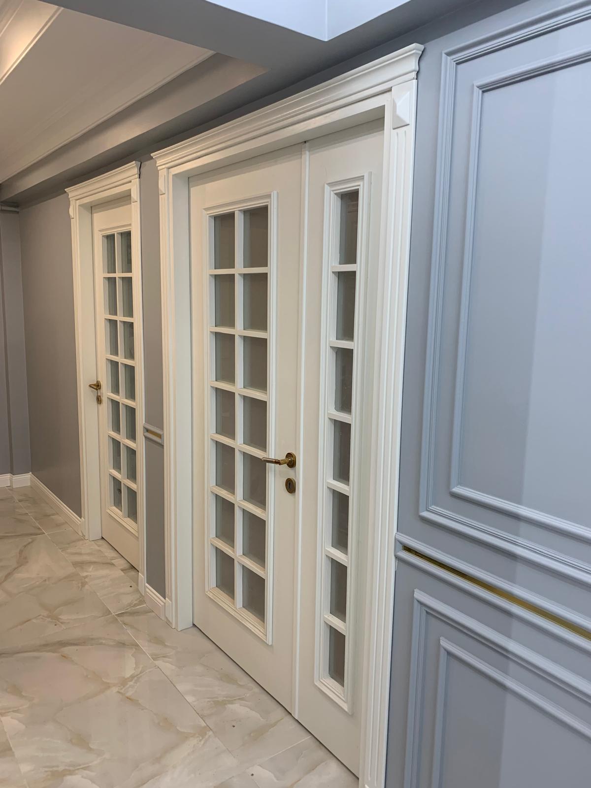 Modern Beyaz Kapı Siyah Kol